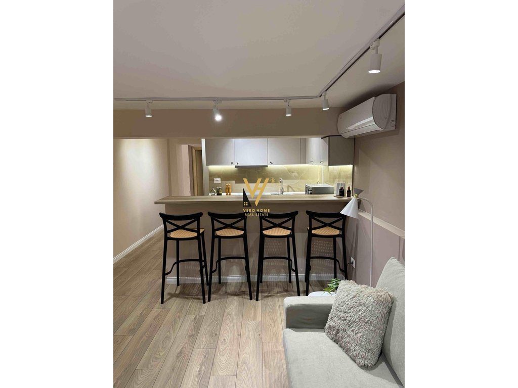 JEPET APARTAMENT 2+1+BLK ME QERA TE QYTET STUDENTI 65.000 LEKE 2