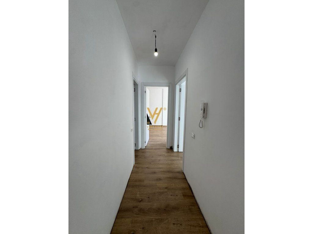 SHITET APARTAMENT 2+1+2 TE KOMPLEKSI XHELUKS XIBRAKU,RR.ELBASANIT 213.750 EURO 2