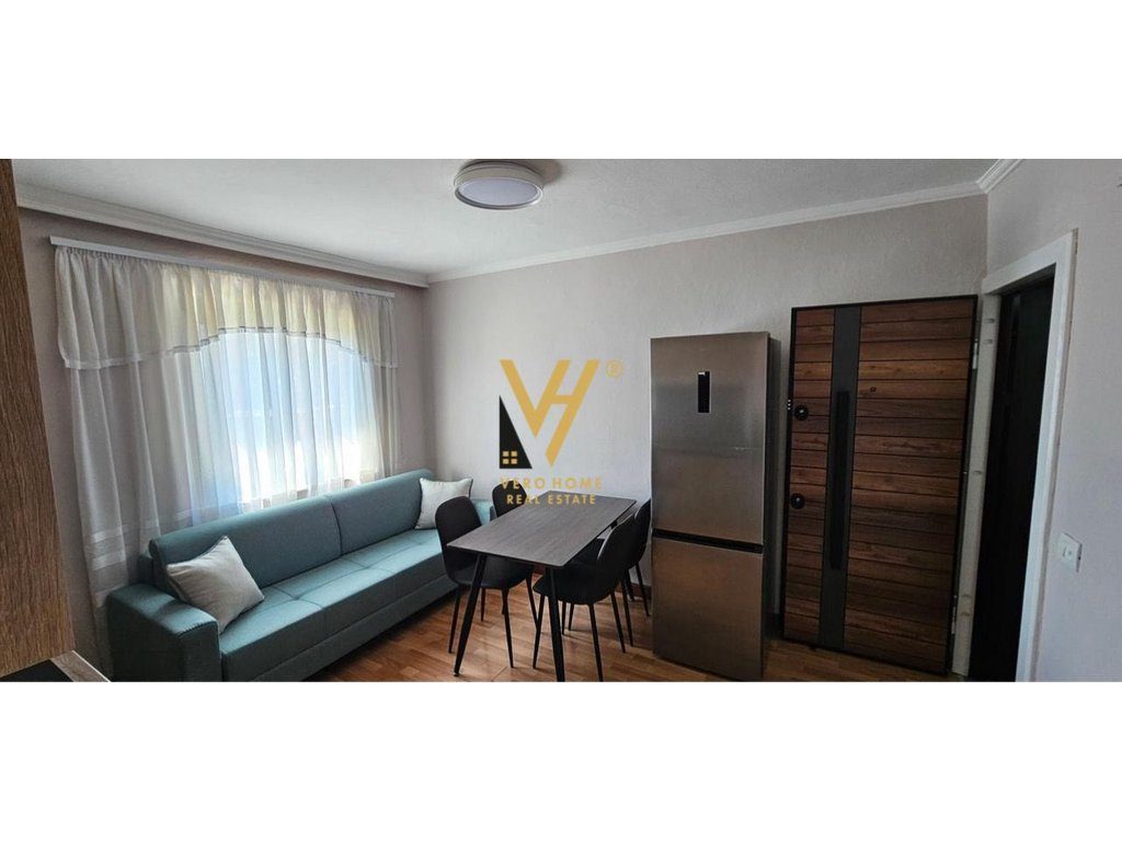 JEPET APARTAMENT 1+1+BLK ME QERA TEK ISH TREGU ELEKTRIK 50.000 LEKE