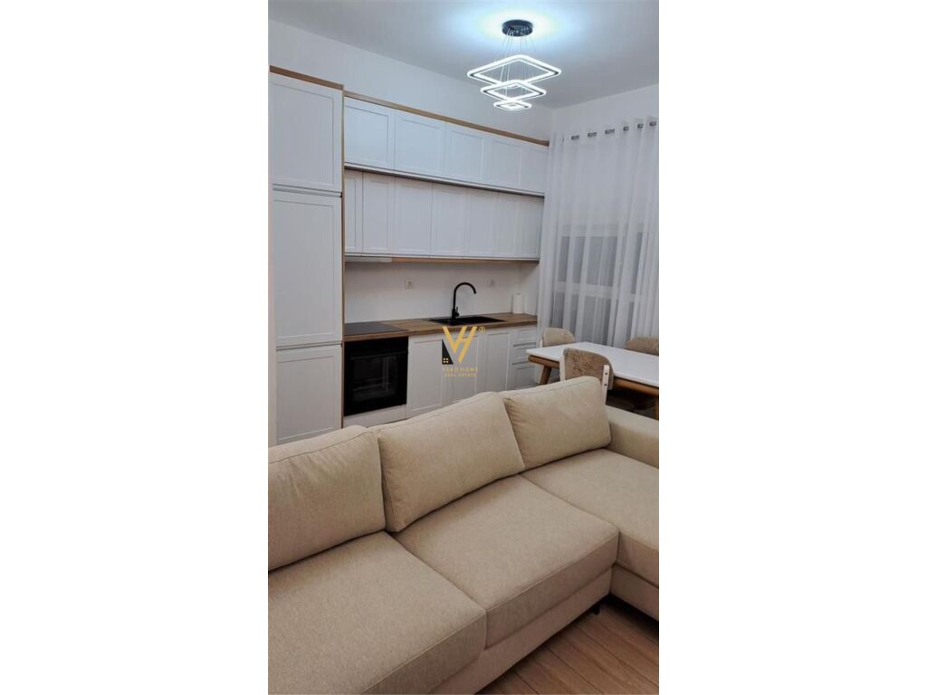 Jepet Apartament 2+1+ballkon me qera te Ali Demi 82 m2