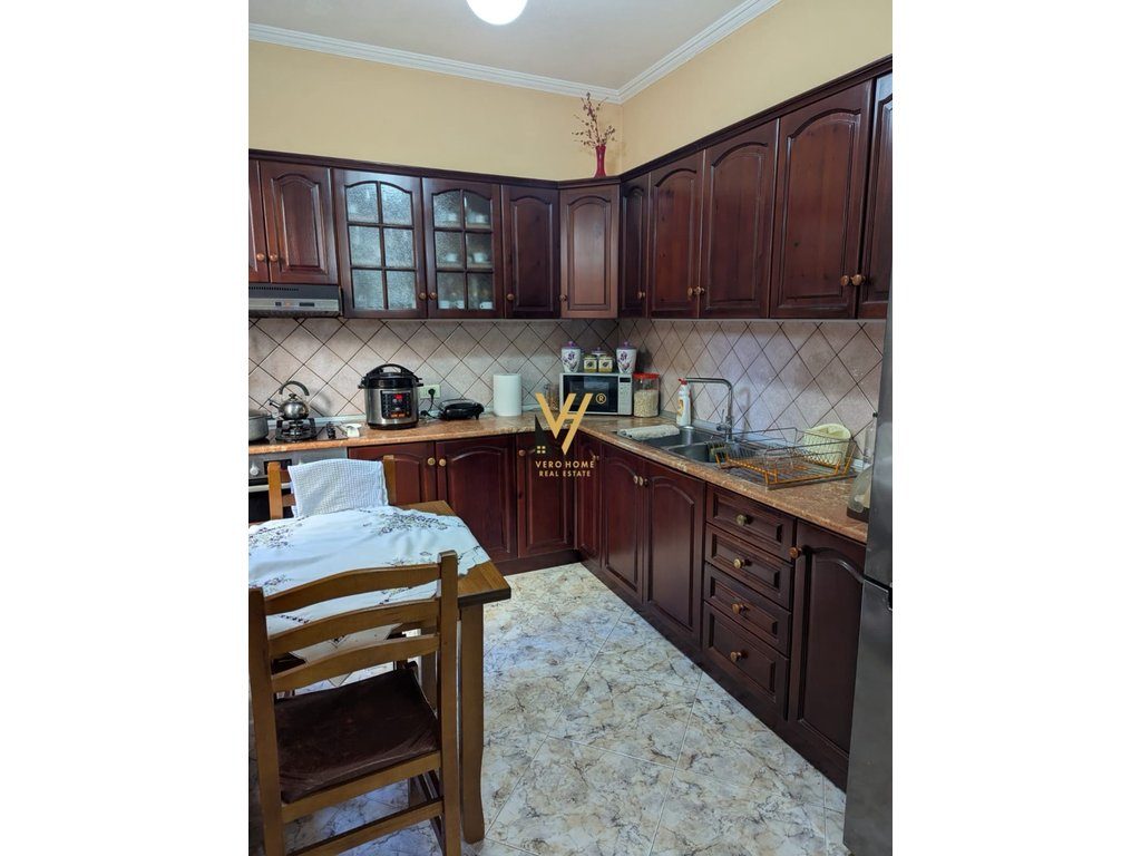 SHITET VILE 3-KATSHE TE RR.ROBERT NACI, BLVD I RI 515.000 EURO 2