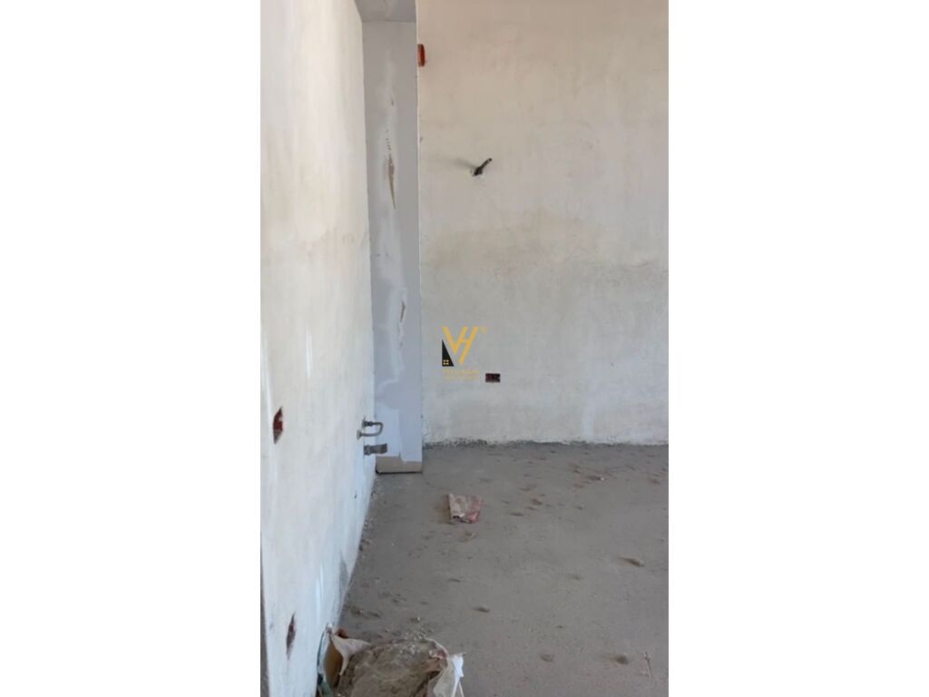 Shitet Apartament 2+1+2+ballkon ne Kamez 108 m2 2