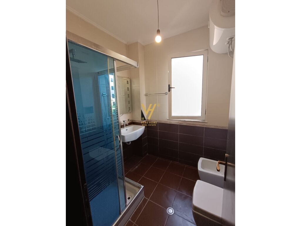 Jepet Apartament 2+1+ballkon me qera te Kodra e Diellit , te Eleonora 110 m2 4