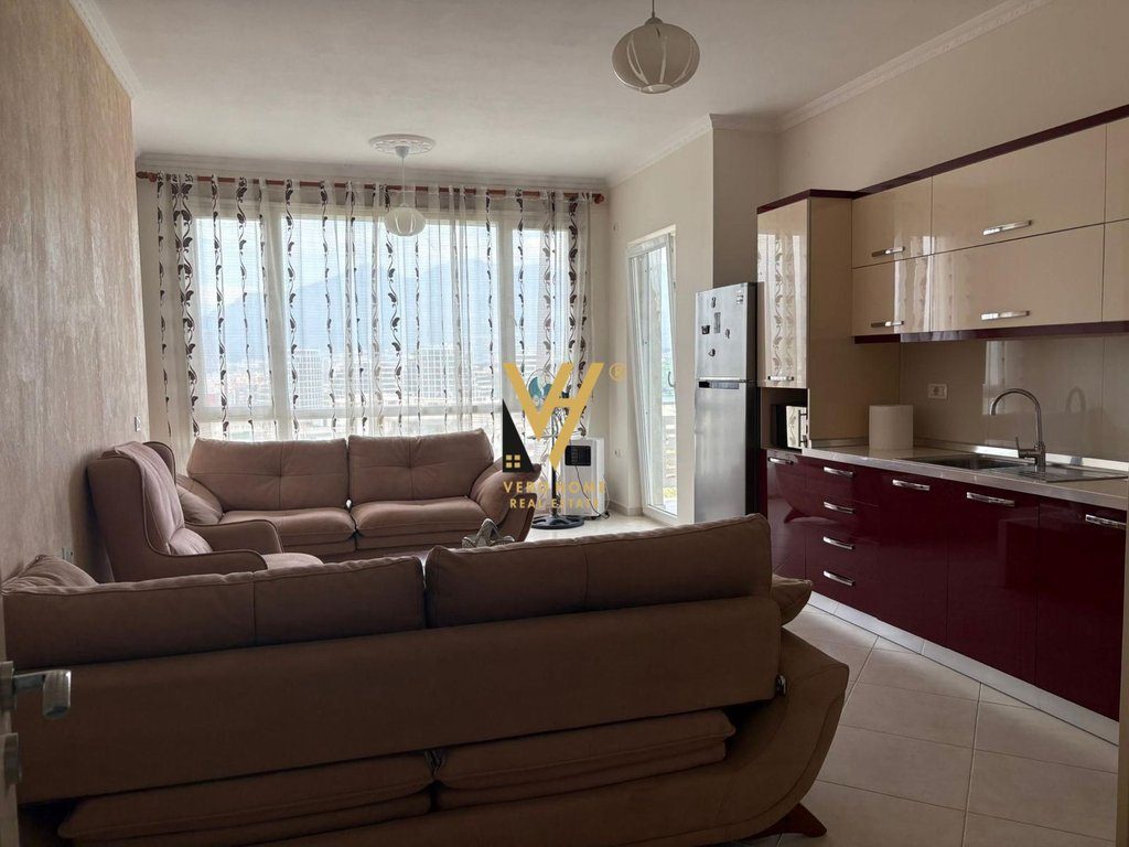 SHITET APARTAMENT 2+1+2+VARANDE TE KOPSHTI BOTANIK 28.900.000 LEKE