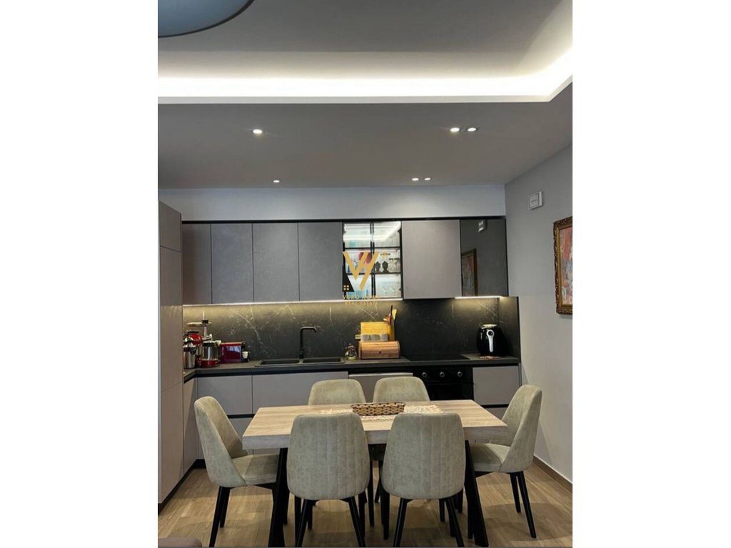 JEPET APARTAMENT 2+1+2 ME QERA TE REZ.SOFIA, LUNDER 1.550 EURO 2