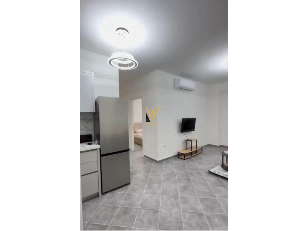 JEPET APARTAMENT 2+1+BLK ME QERA TE RRUGA E BURGUT 75.000 LEKE 3