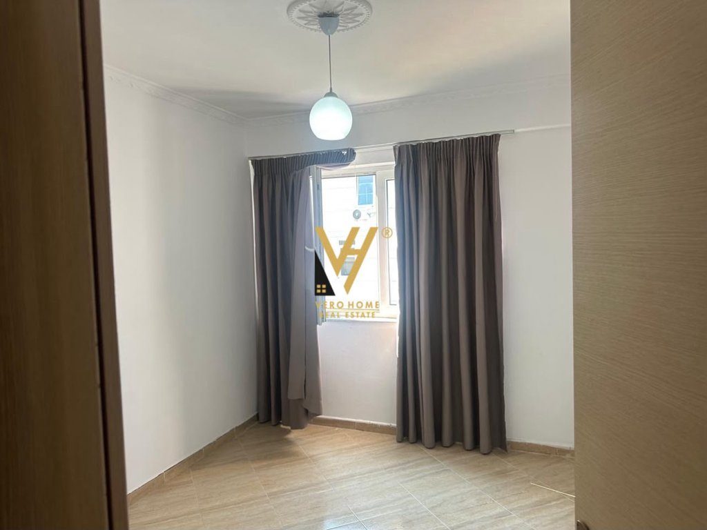 JEPET APARTAMENT 2+1+2+BLK ME QERA TE JORDAN MISJA 60.000 LEKE 4