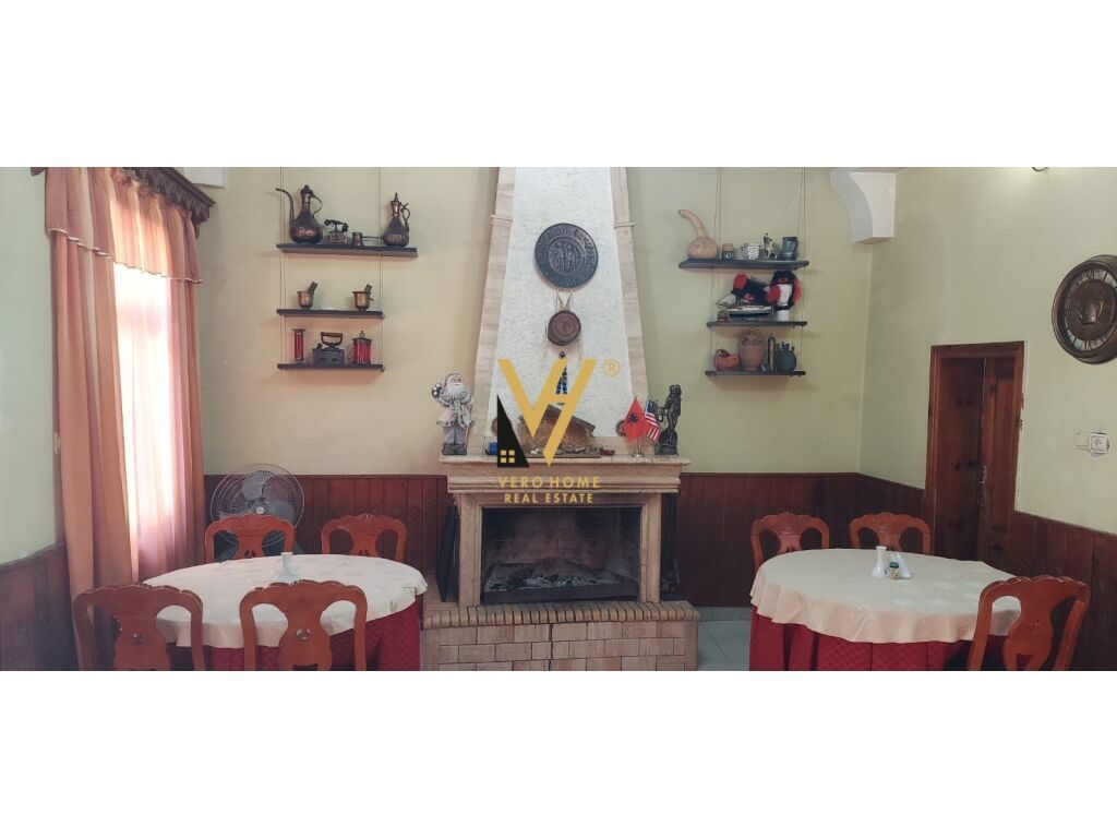 Jepet Bar-Restorant dhe truall me qera ne Tepelene 176 m2 4