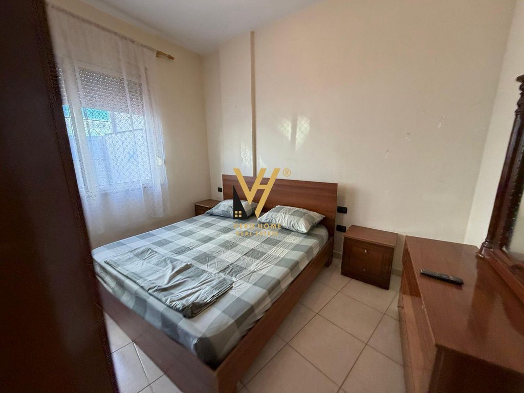 JEPET APARTAMENT 1+1+VERANDE ME QERA NE ASTIR 40.000 LEKE 3
