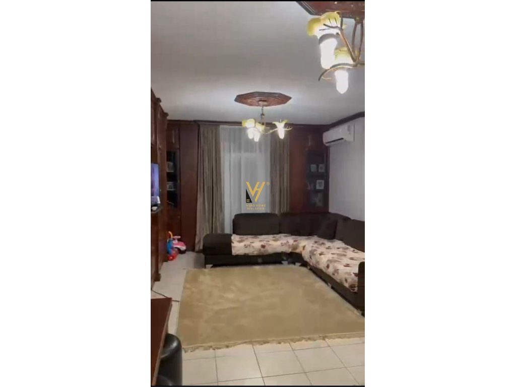 SHITET APARTAMENT 3+1+3BLK NE LAPRAKE 250.000 EURO