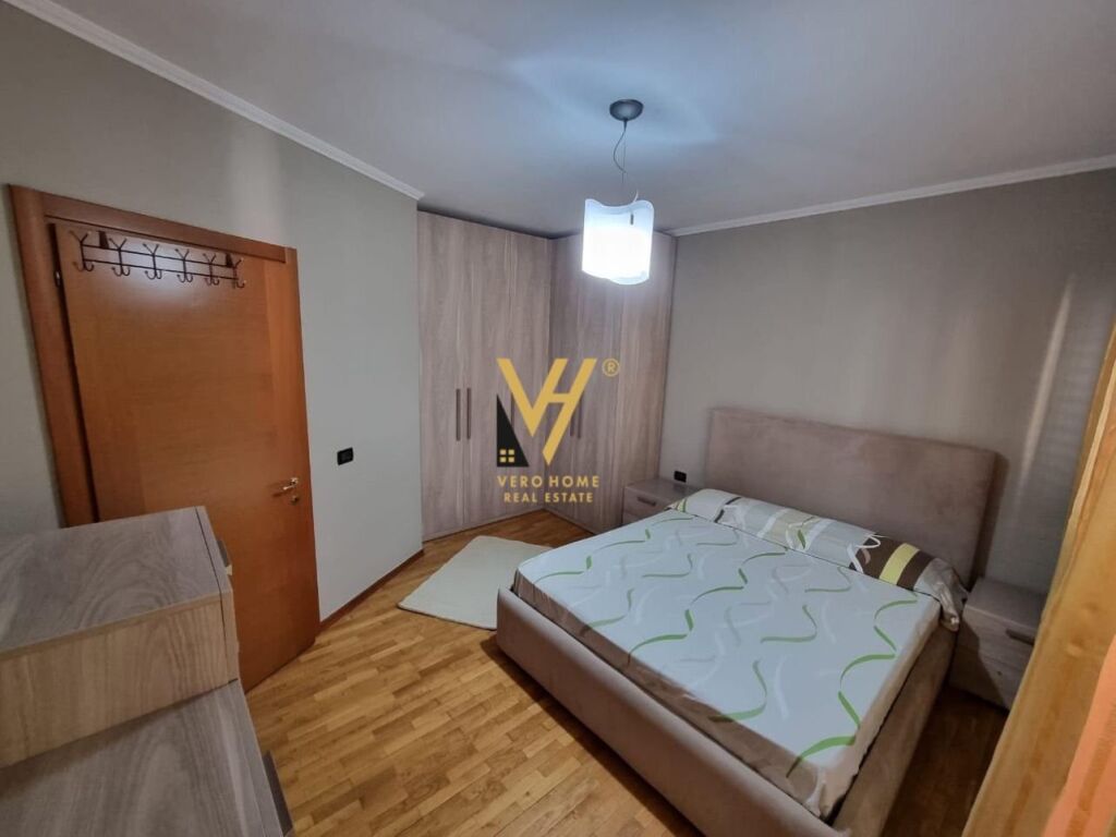Jepet Apartament 2+1+ballkon me qera te Myslym Shyri 90 m2 3