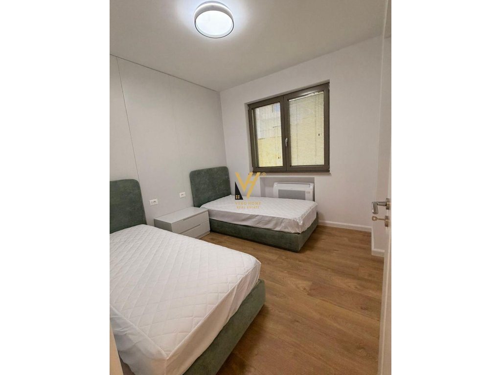 JEPET APARTAMENT 2+1+2+BLK ME QERA NE VLORE 1.500 EURO 3