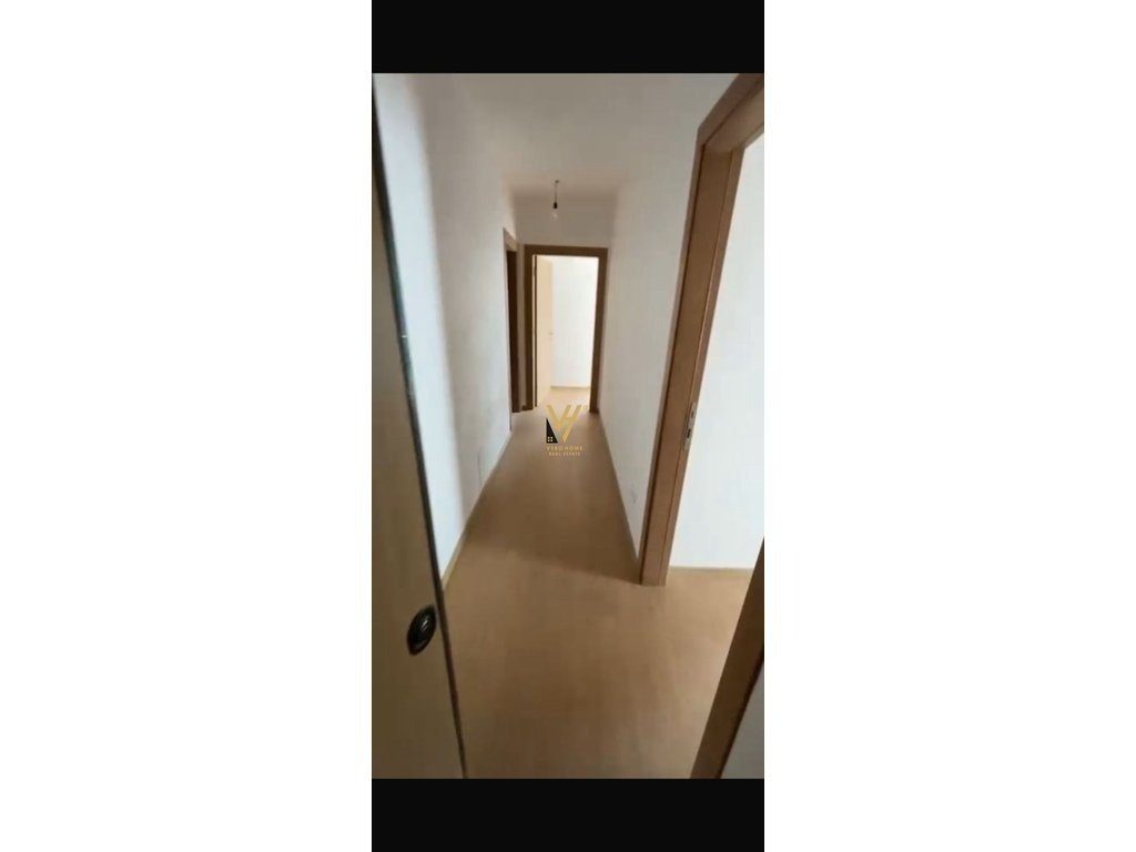 JEPET AMBIENT 117 M2 ME QIRA TE 5 MAJI 400 EURO 2