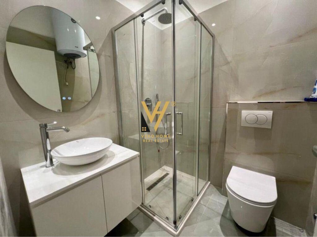 JEPET AMBIENT BIZNESI 140 M2 ME QIRA TE HARRY FULTZ 1.600 EURO 4