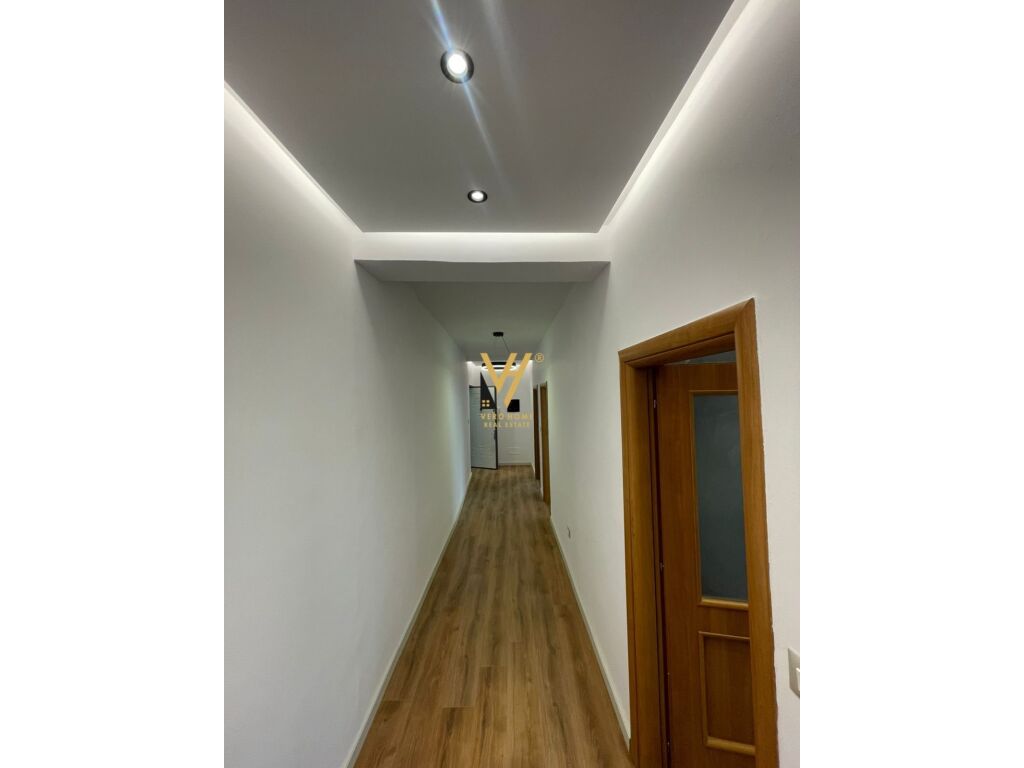 Shitet Apartament 2+1+ballkon te Rruga Irfan Tomini 103 m2 4