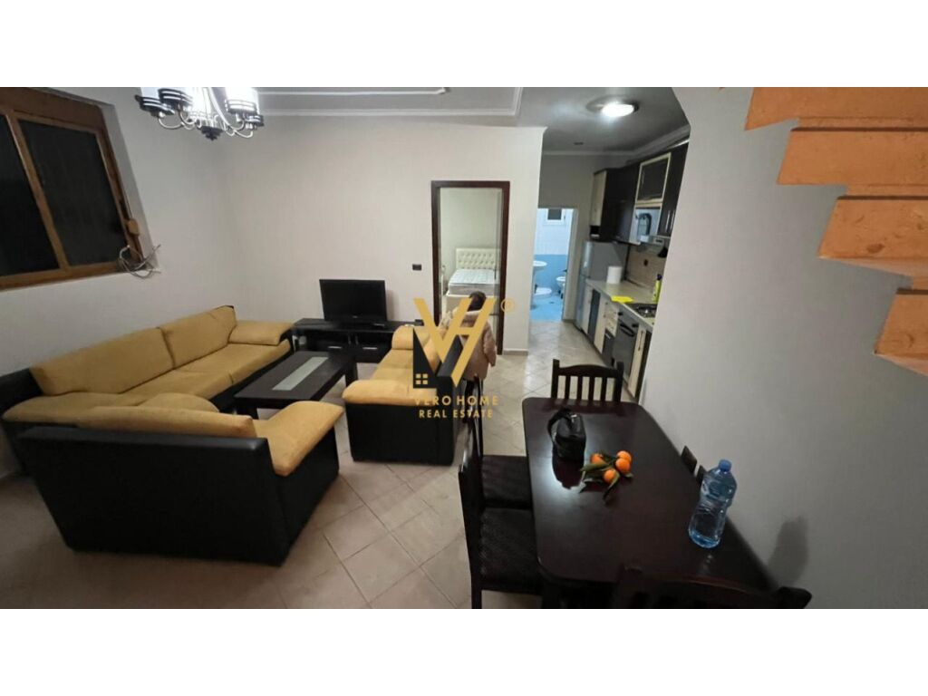 JEPET VILE 3 KATE ME QERA TE OXHAKU 600 EURO