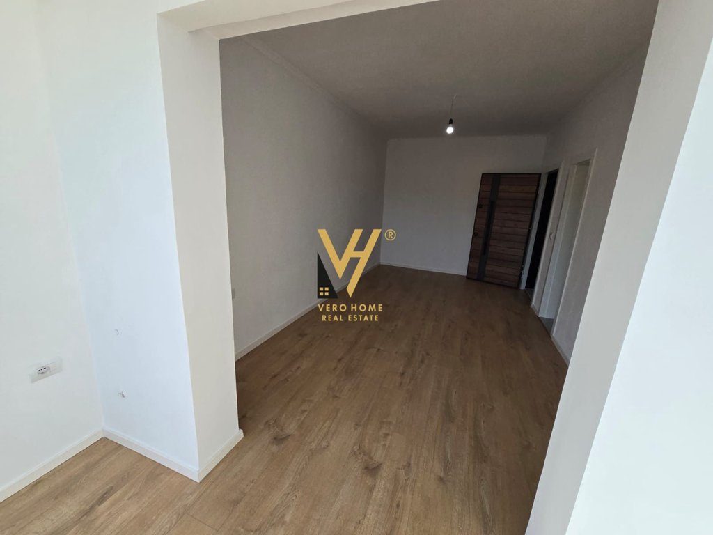 SHITET GARSONIERE 28 M2 NE DON BOSKO 68.000 EURO 3