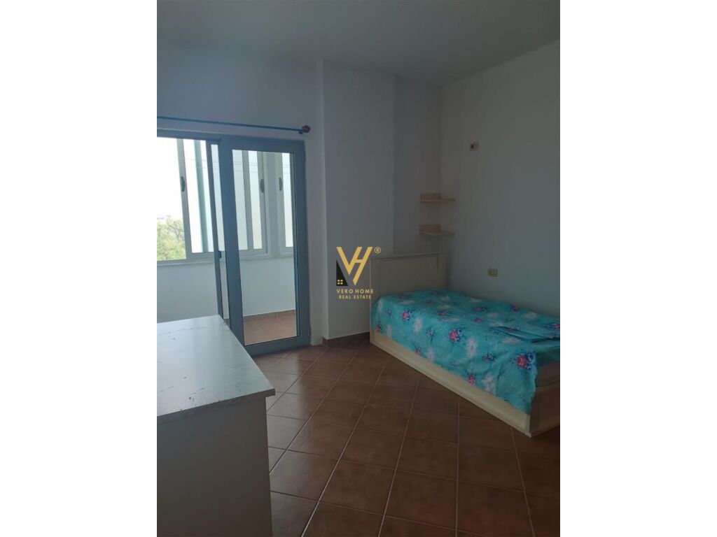 Jepet Apartament 3+1+2+ballkon me qera te Top Channel , Mezez 175 m2 4