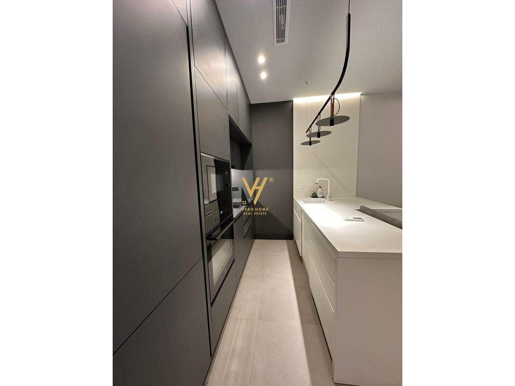 JEPET APARTAMENT 1+1+BLK ME QERA TE KOMPLEKSI DELIJORGJI 800 EURO 2