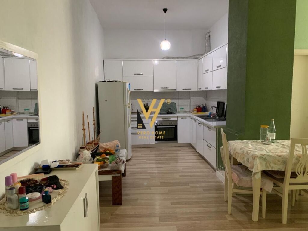 Jepet apartament 2+1 me qera te Fresku 105 m2 3