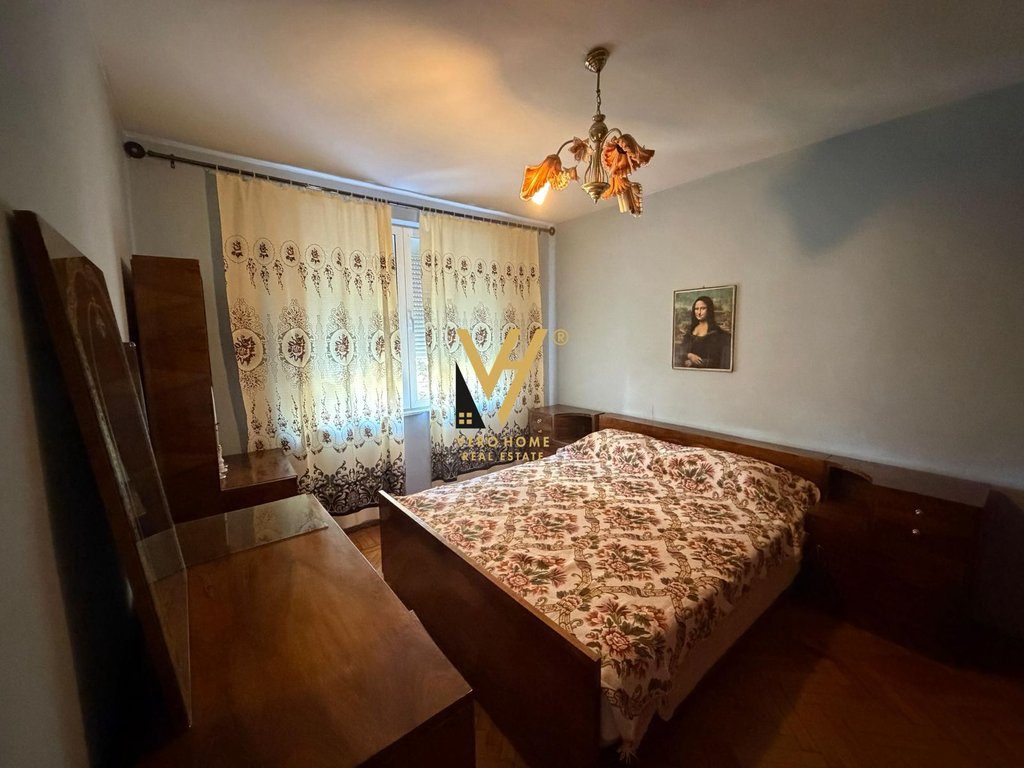JEPET APARTAMENT 2+1 ME QERA TE 21 DHJETORI 50.000 LEKE 4