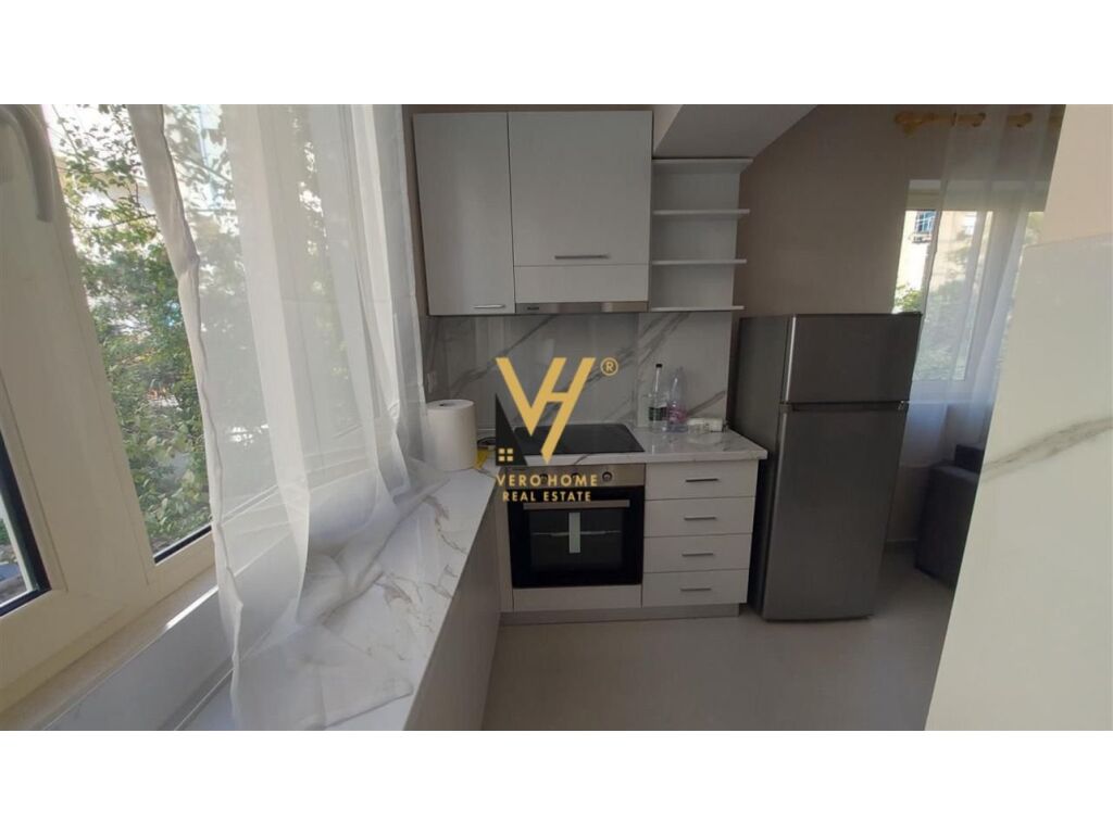 Jepet Apartament 2+1+ballkon me qera ne Vasil Shanto 65 m2 4