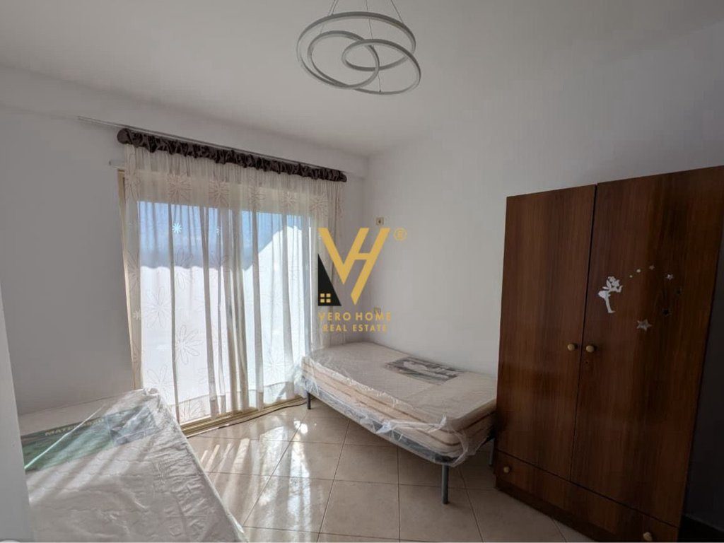 JEPET APARTAMENT 2+1 ME QIRA TE PEDRIATRIA 55.000 LEKE 4