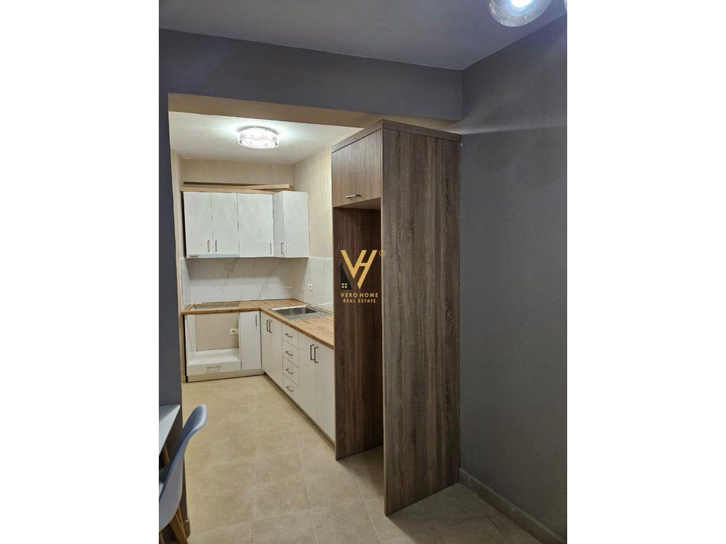 JEPET APARTAMENT 3+1+2 ME QIRA NE ASTIR 55.000 LEKE 2