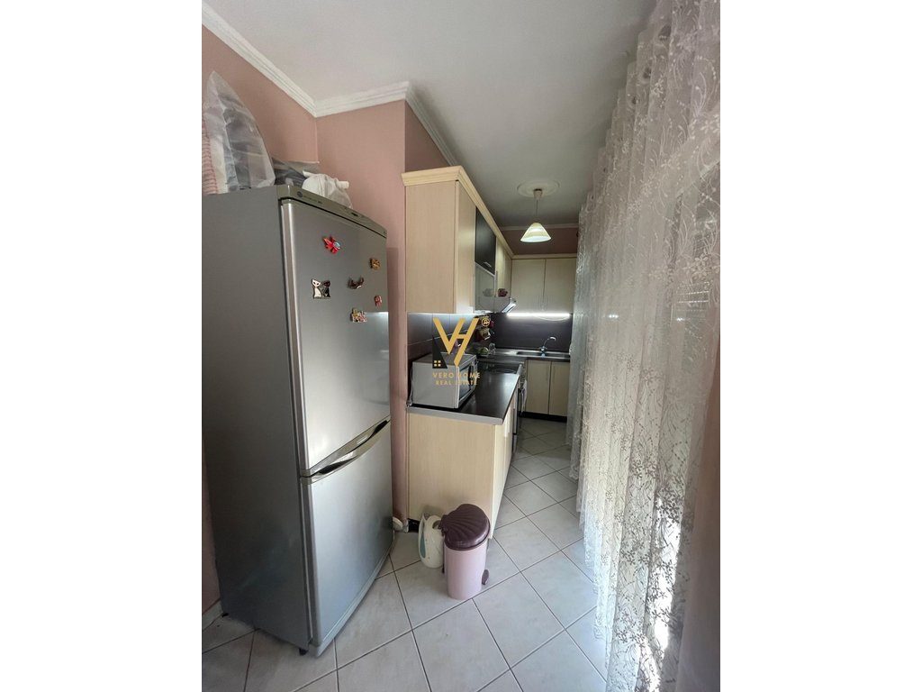 JEPET APARTAMENT 2+1+BLK ME QERA NE LAPRAKE 550 EURO 3