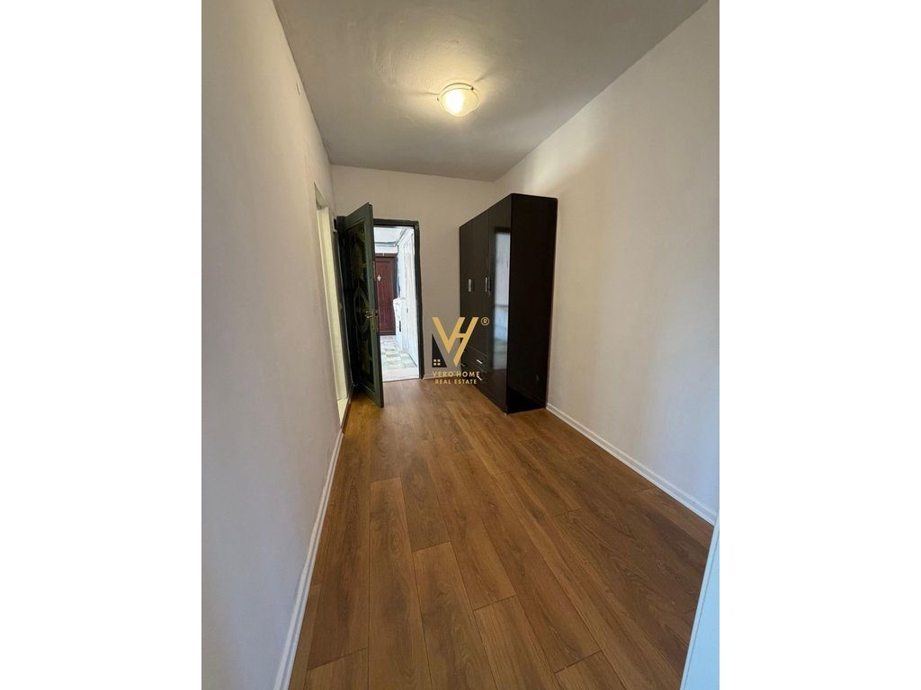 SHITET APARTAMENT 1+1+BLK TE RR.KONGRESI I MANASTIRIT 95.000 EURO 4