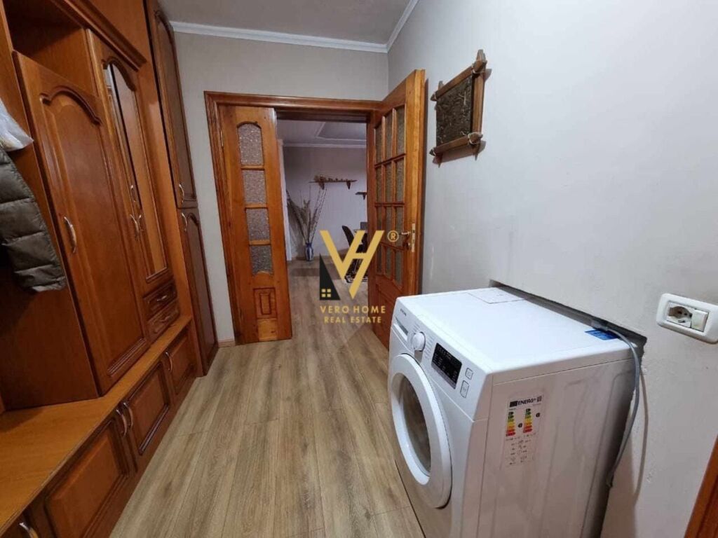 Shitet apartament 2+1+ballkon te Rruga Sitki Cico, Brryli 108 m2 3