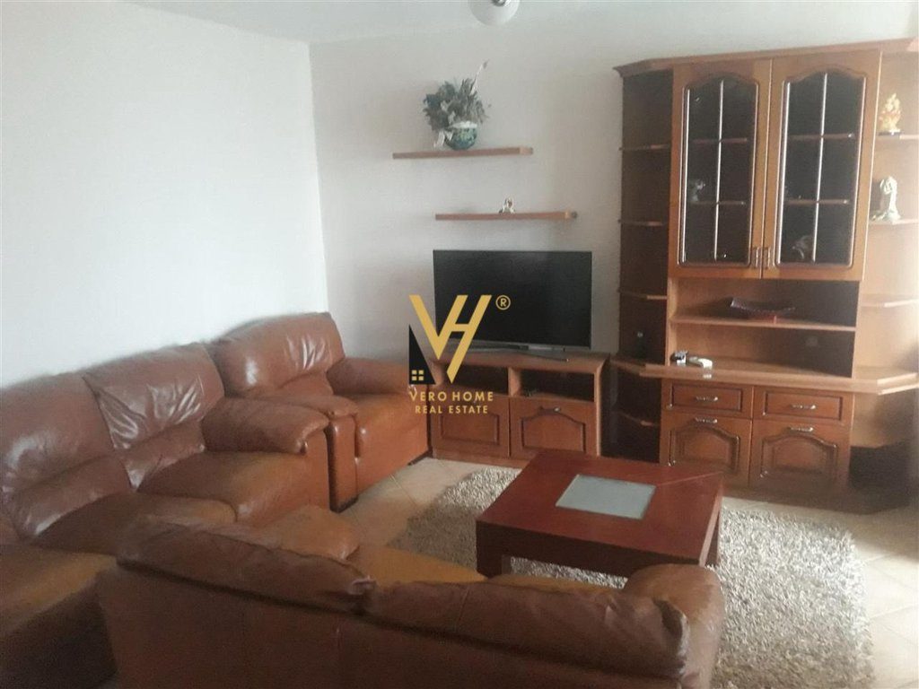 JEPET APARTAMENT 2+1+BLK ME QERA NE BRRYL 500 EURO