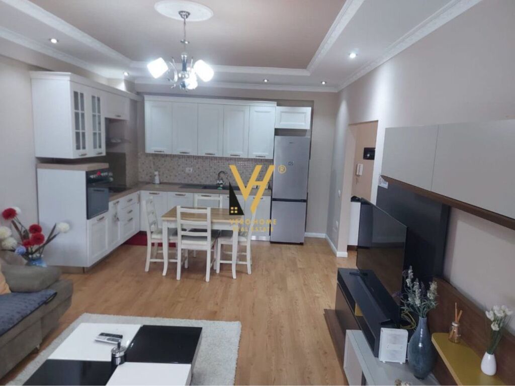 Jepet Apartament 2+1+ballkon me qera te Kopshti Botanik 93 m2 4