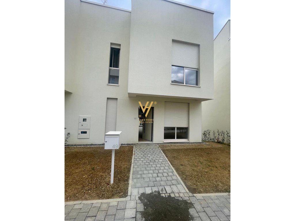 JEPET VILE 197M2 ME QERA, FARKE 1.200 EURO