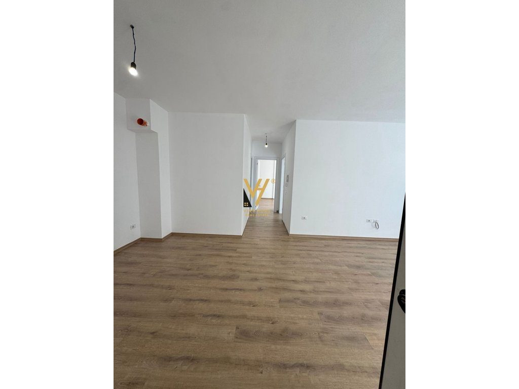 SHITET APARTAMENT 2+1+2 TE KOMPLEKSI XHELUKS XIBRAKU,RR.ELBASANIT 213.750 EURO 4