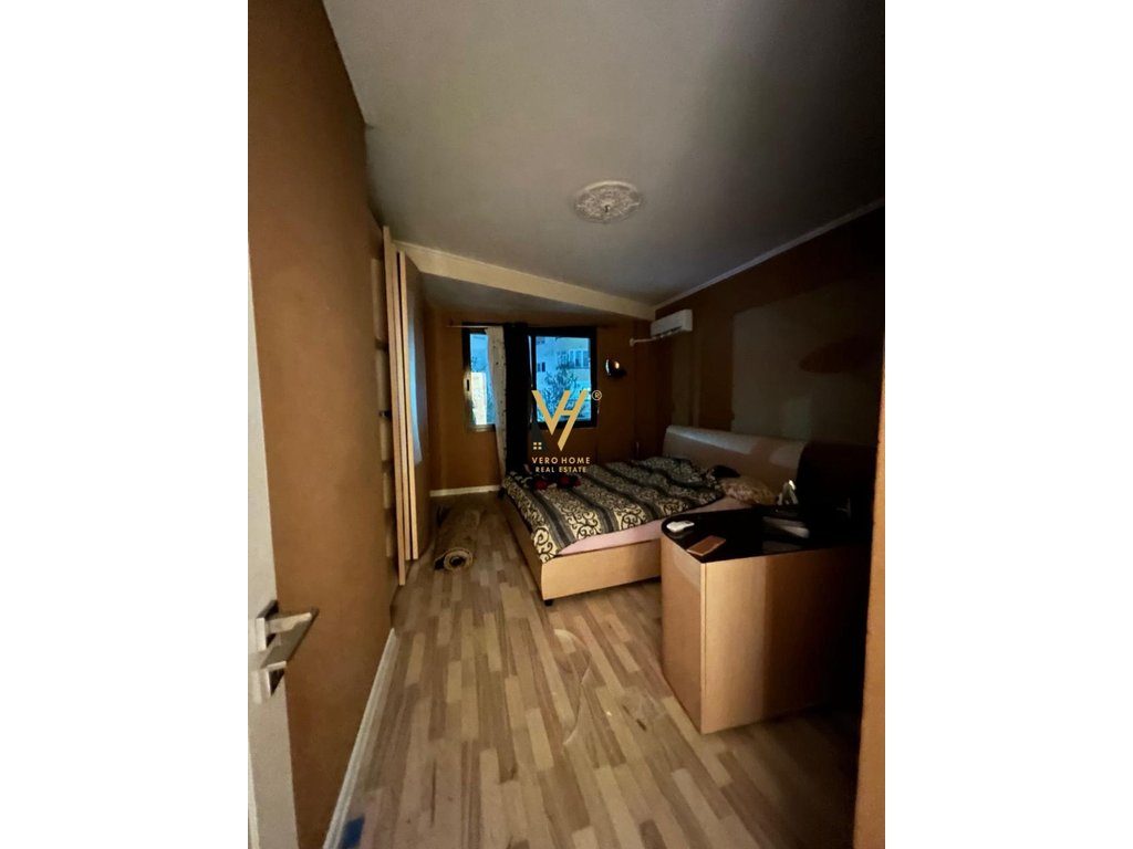 JEPET APARTAMENT 2+1+BLK ME QIRA TE KOMUNA E PARISIT 80.000 LEKE 3