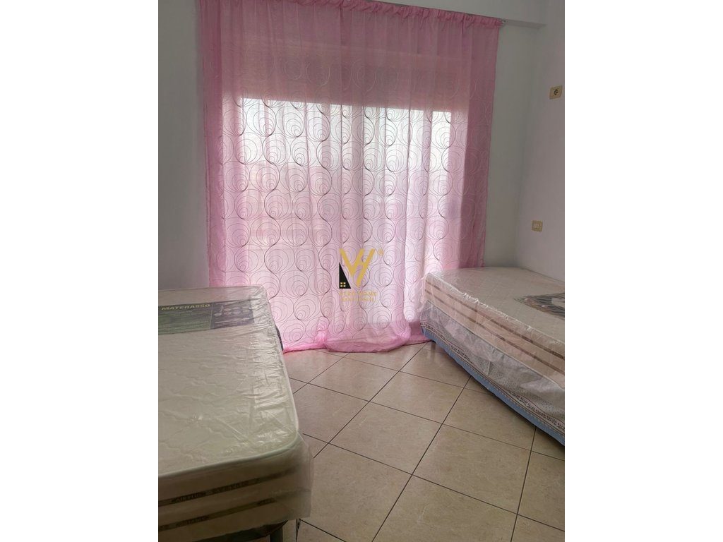 JEPET APARTAMENT 2+1+BLK ME QIRA TE RR.KONGRESI MANASTIRIT 55.000 LEKE 3