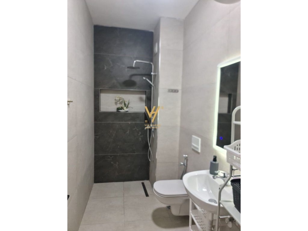 JEPET APARTAMENT 1+1+BLK ME QIRA TE 5 MAJI 53.000 LEKE 4