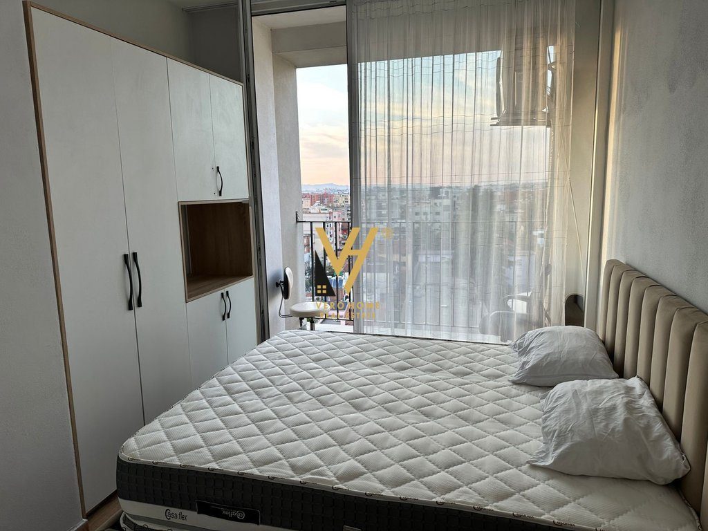 JEPET APARTAMENT 1+1+BLK ME QERA TE RR.RIZA CEROVA 50.000 LEKE 4