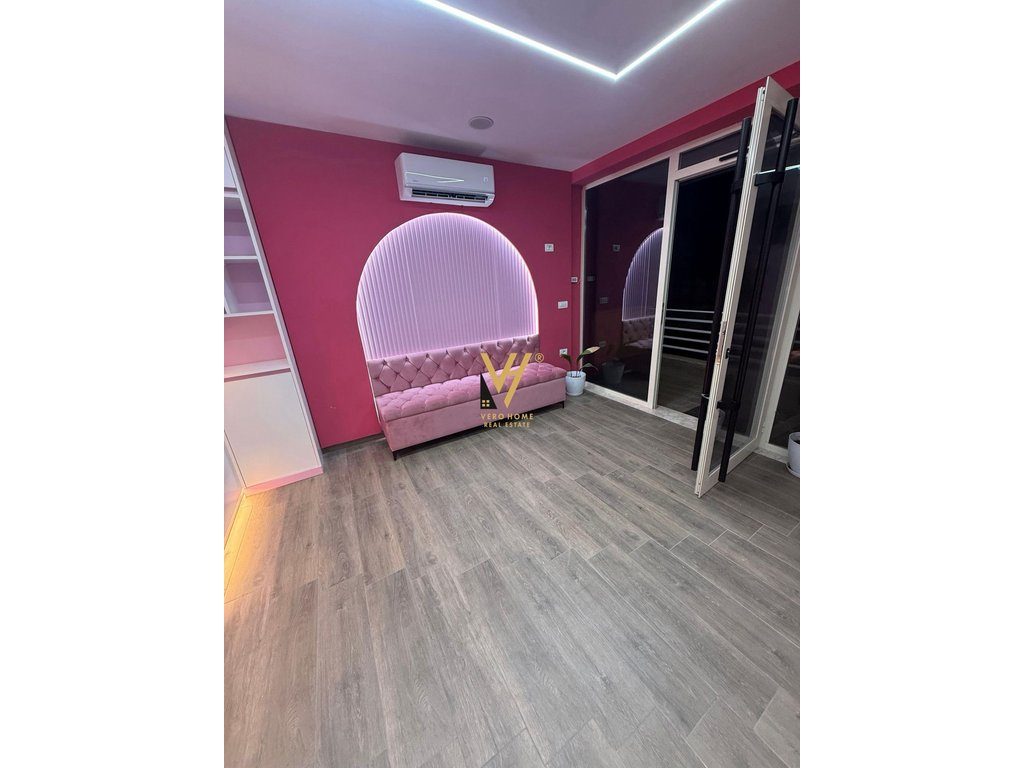 JEPET ZYRE 40 M2 ME QERA TE TOM DOSHI, SHKOZE 35.000 LEKE 3
