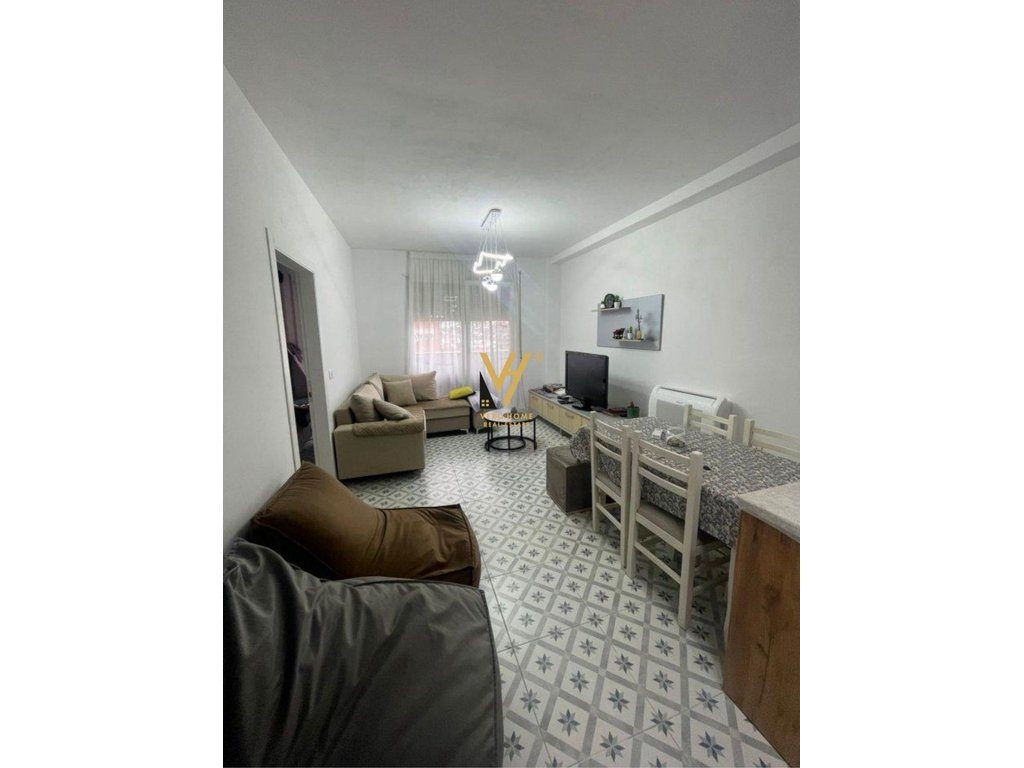 JEPET APARTAMENT 1+1+BLK ME QERA YZBERISHT 45.000 LEKE
