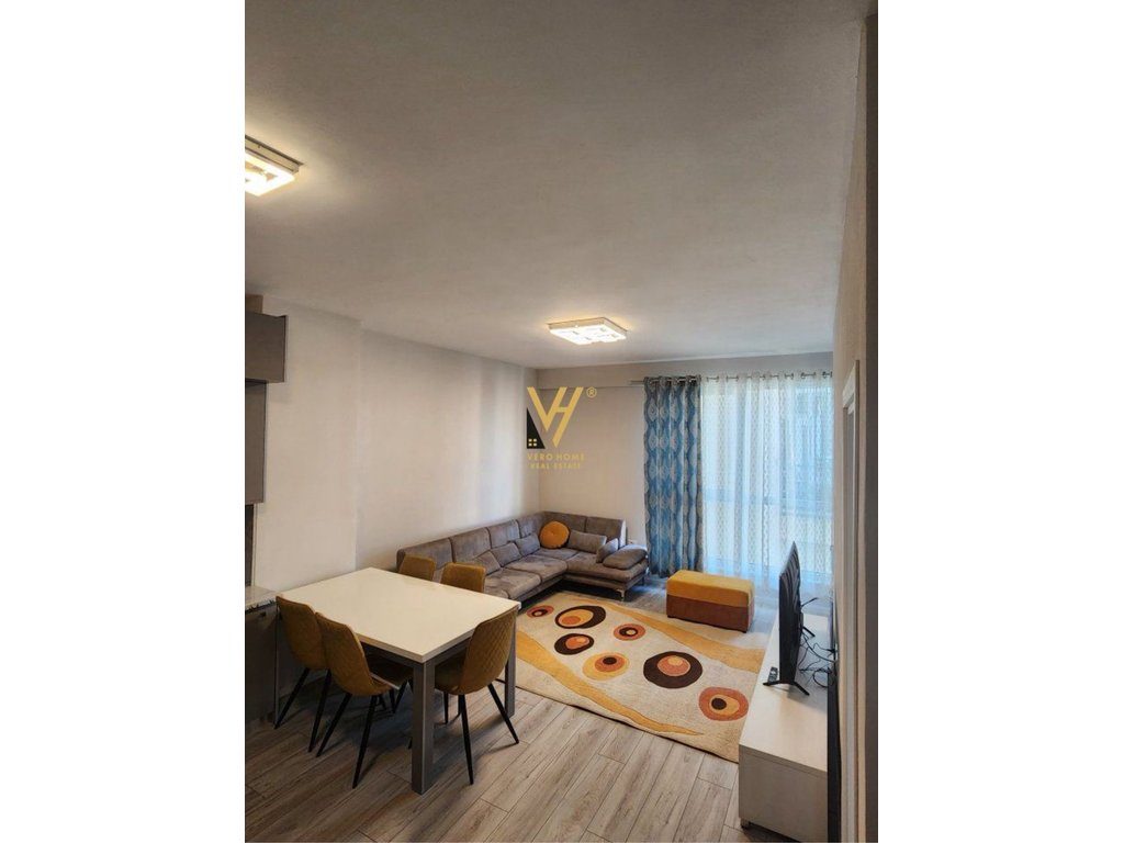 JEPET APARTAMENT 1+1 ME QIRA TE KOMUNA E PARISIT 75.000 LEKE