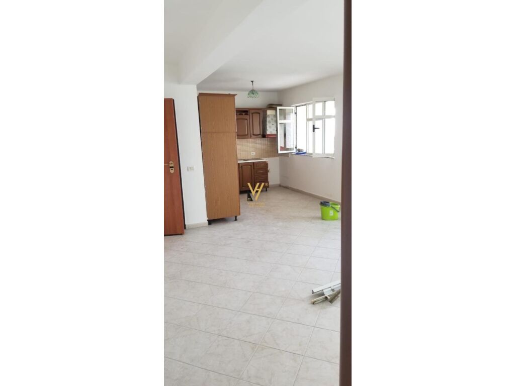 Shitet Apartament 2+1+ballkon te Casa Italia 94 m2 4
