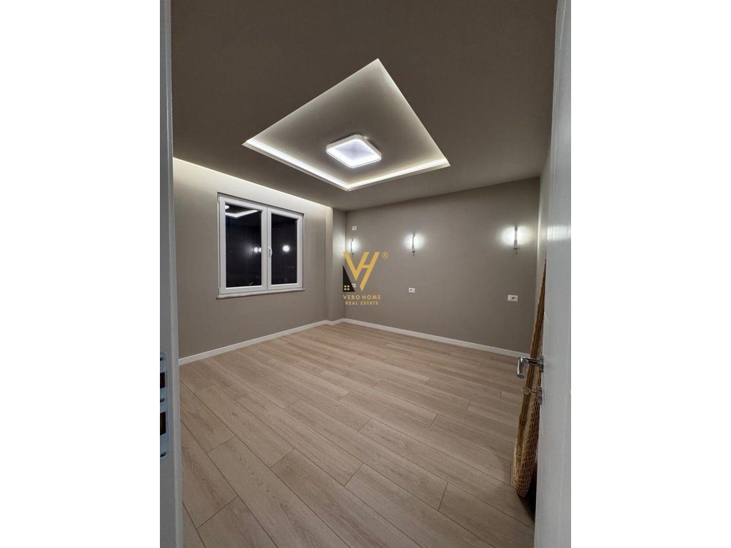 SHITET APARTAMENT 2+1+2+BLK TE KOMUNA PARISIT 275.000 EURO 4