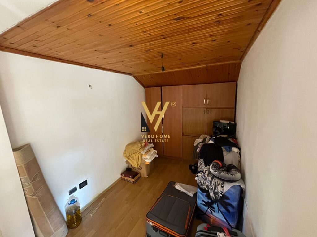Jepet Apartament Duplex me qera te Rruga Bardhyl 170 m2 4