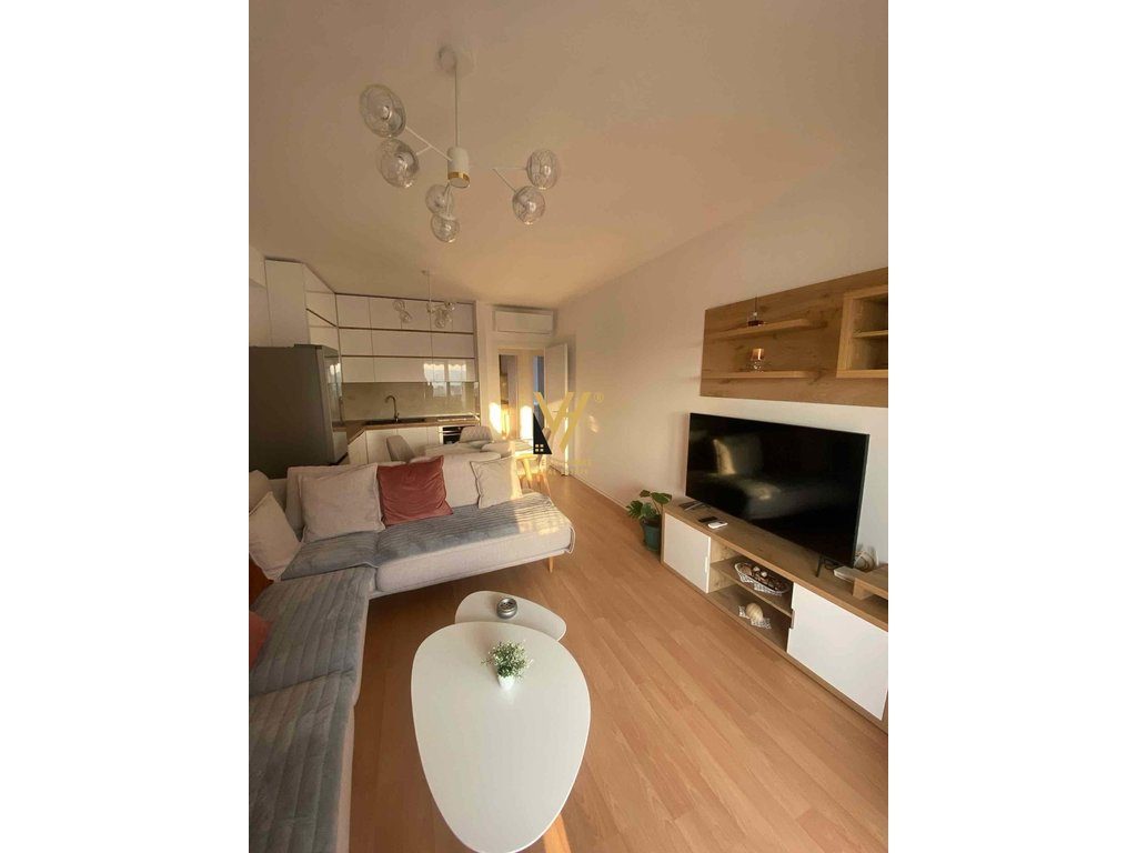 JEPET APARTAMENT 2+1+2+BLK ME QERA TEK 5 MAJI 70.000 LEKE 2