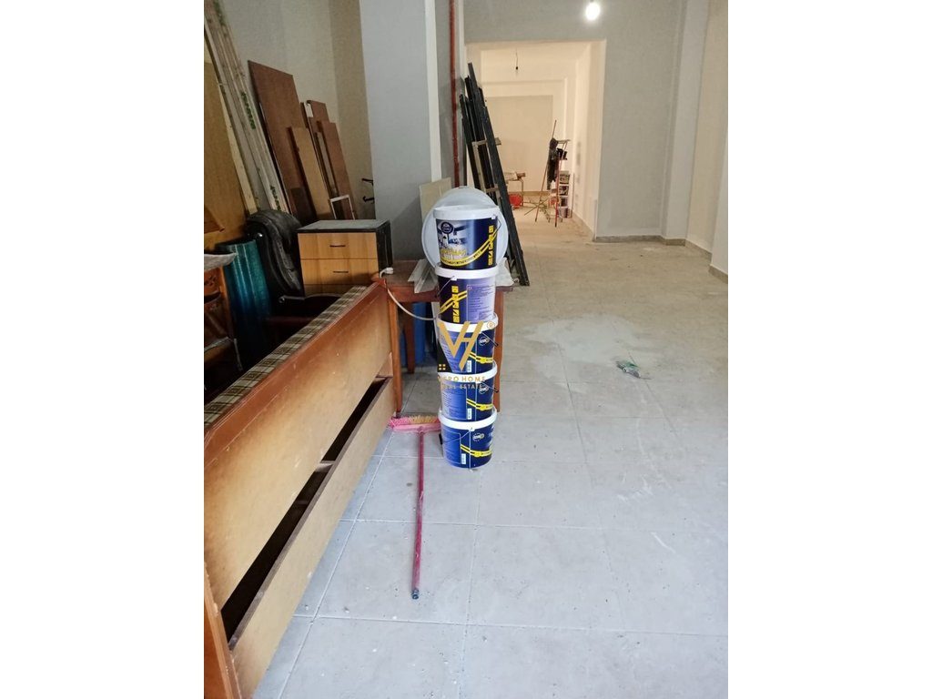JEPET MAGAZINE 140M2 ME QERA TE ALI DEMI 1.200 EURO 3