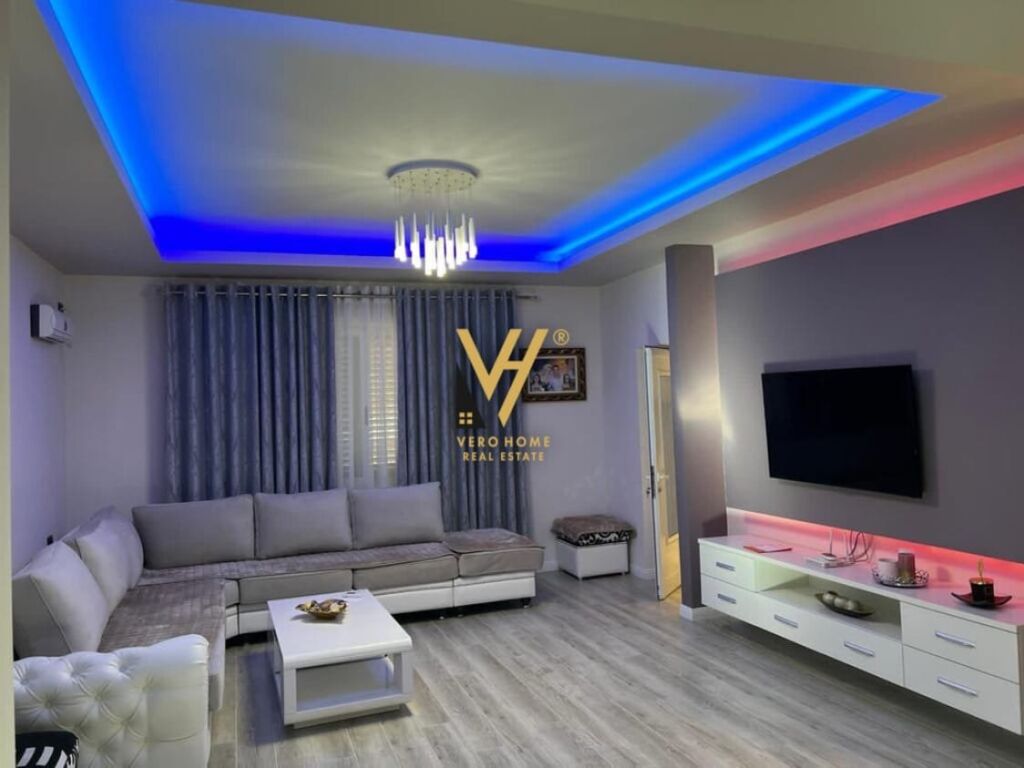 Jepet vile me qera te Linze 300 m2 4