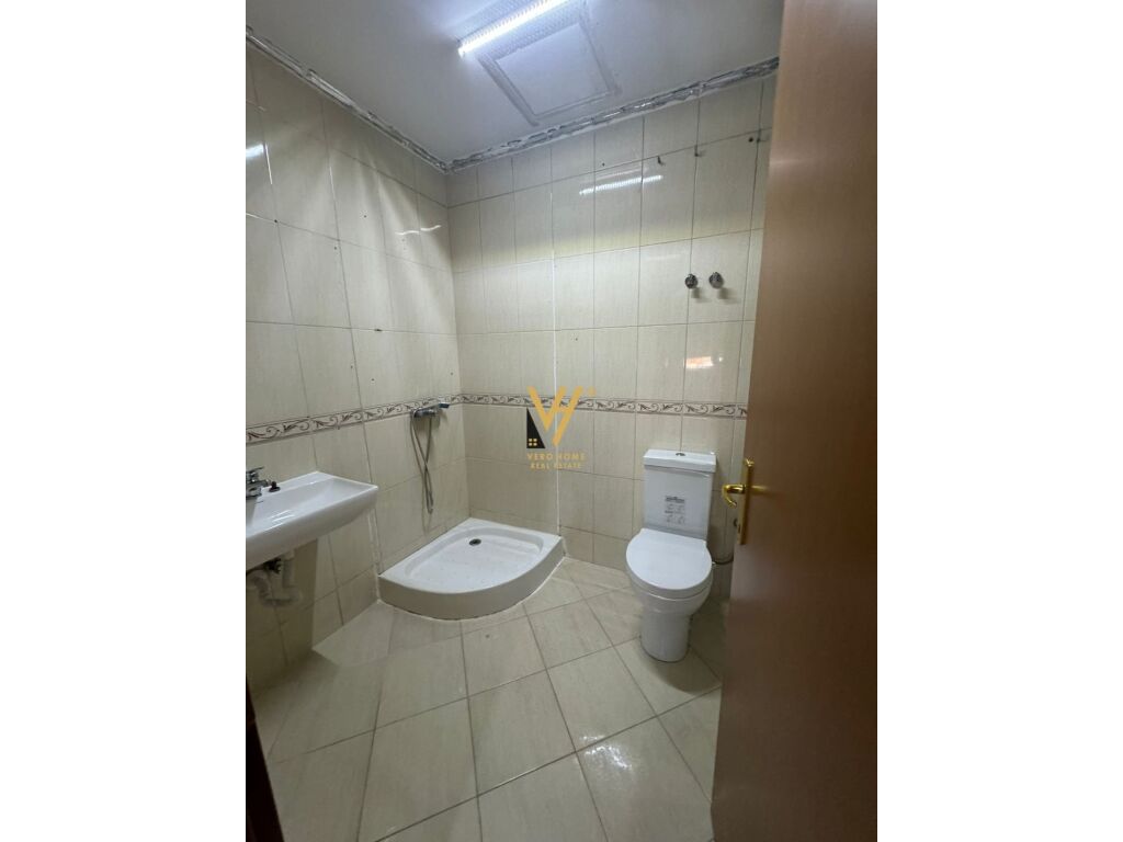 Shitet Apartament 2+1+2+ballkon ne Don Bosko 124 m2 4