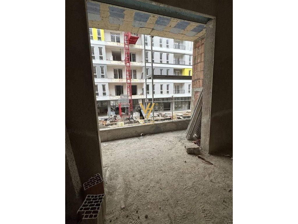 SHITET APARTAMENT 2+1+BLK TE UNIVERS CITY 103.000 EURO 2
